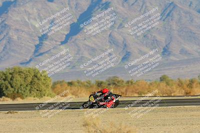 media/Dec-07-2024-CVMA (Sat) [[21c5f1ef85]]/Race 11-Amateur Supersport Open/